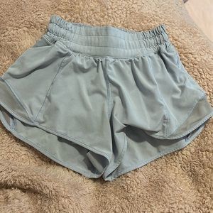Lululemon Hotty Hot shorts